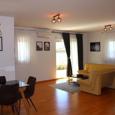טרוגיר Aurora Luxury Apartment מראה חיצוני תמונה