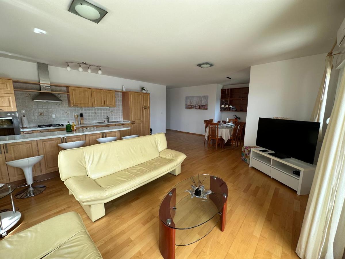 טרוגיר Aurora Luxury Apartment מראה חיצוני תמונה