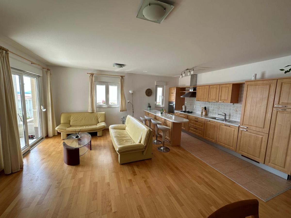 טרוגיר Aurora Luxury Apartment מראה חיצוני תמונה