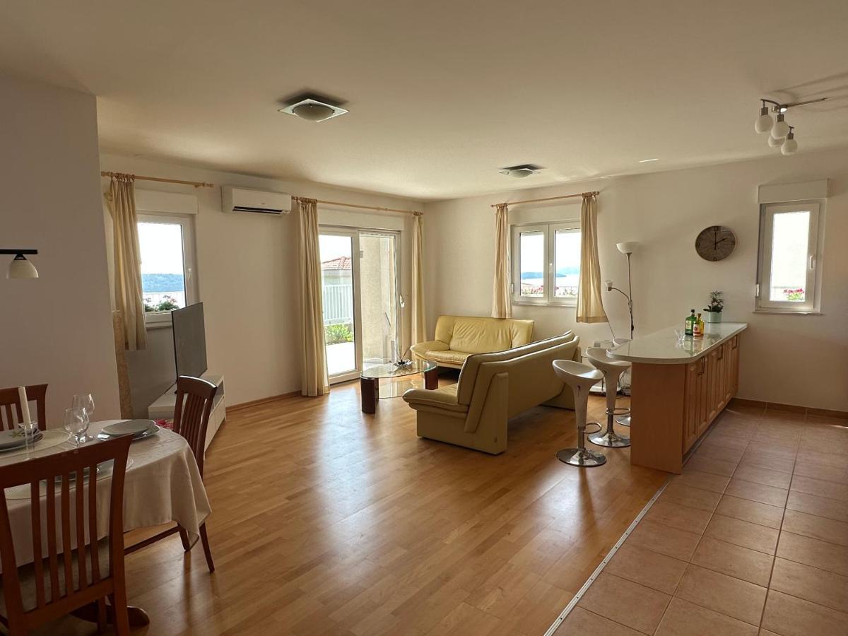 טרוגיר Aurora Luxury Apartment מראה חיצוני תמונה